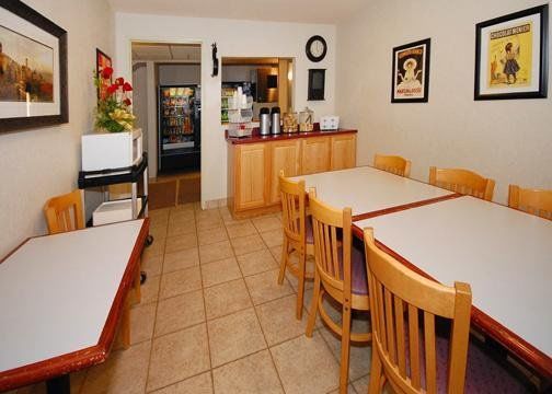Ameriway Inn And Suites Bad Axe Экстерьер фото